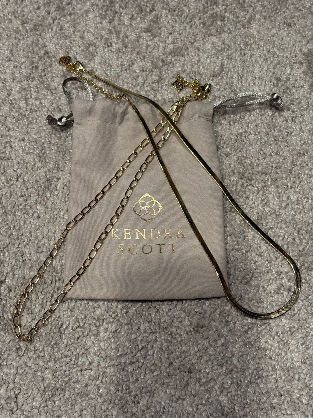 Kendra Scott Gold Mini Drawstring Pouch with Gold Chain